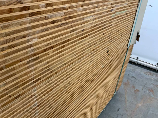 Tafelblad 2440x1220x13mm berke (70x) - afbeelding 7 van  8