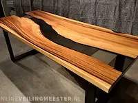 Tafelblad m2, epoxy river, hout, epoxy, 2023 - afbeelding 1 van  9