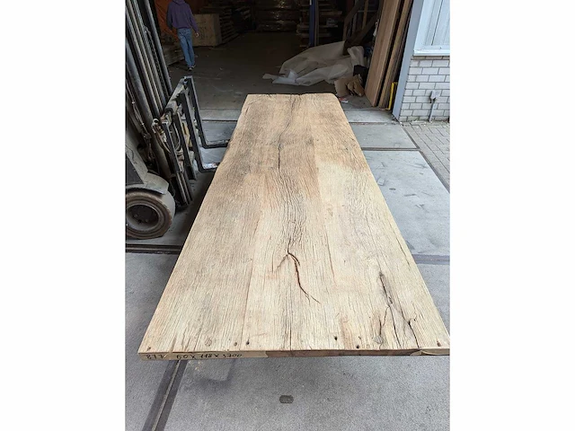 Tafelblad oud eiken 370 cm. - afbeelding 1 van  1