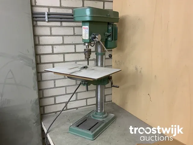 Tafelboormachine - afbeelding 1 van  4