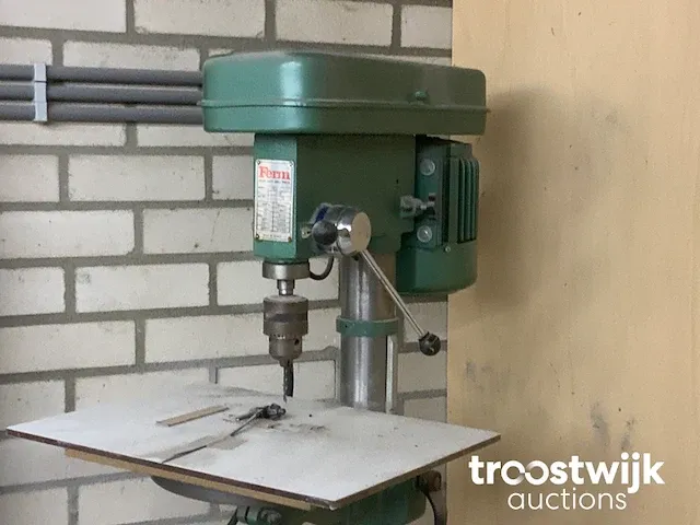 Tafelboormachine - afbeelding 2 van  4