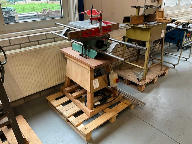 Tafelcirkelzaagmachine - afbeelding 2 van  7