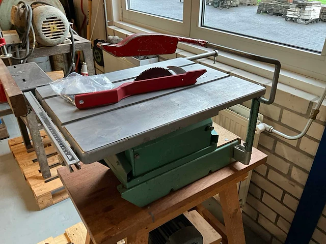 Tafelcirkelzaagmachine - afbeelding 7 van  7