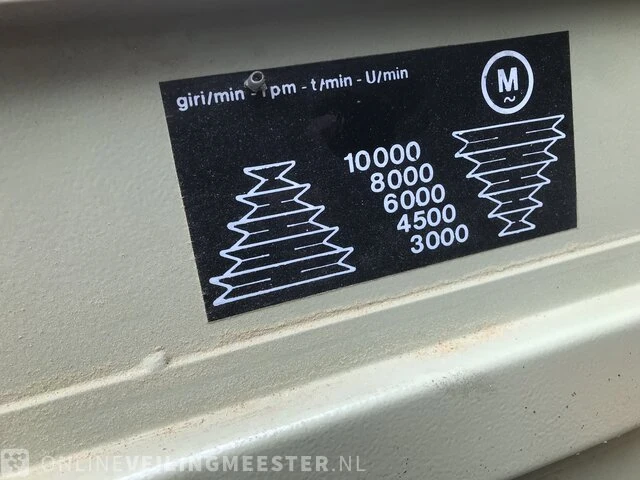 Tafelfreesmachine met doorvoerapparaat scm, t130 - afbeelding 2 van  15