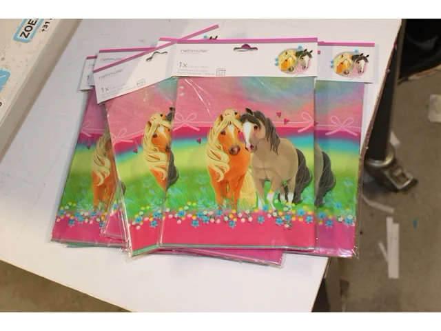 Tafelkleed paard 9 stuks - afbeelding 1 van  3