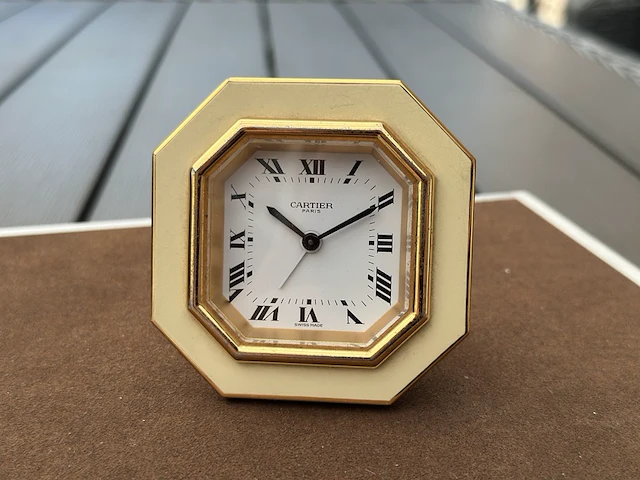Tafelklok cartier, beige - afbeelding 1 van  5