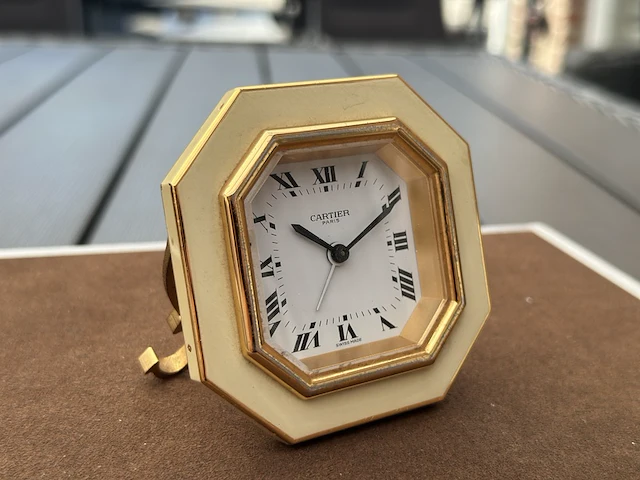 Tafelklok cartier, beige - afbeelding 2 van  5