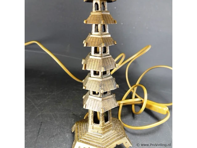 Tafellamp met oosterse bronzen pagode lamp voet - afbeelding 4 van  5