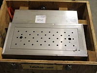 Tafeltap met legblad in houten kist - afbeelding 1 van  3
