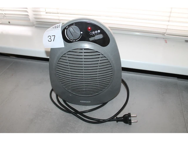 Tafelventilator kenood. - afbeelding 1 van  2