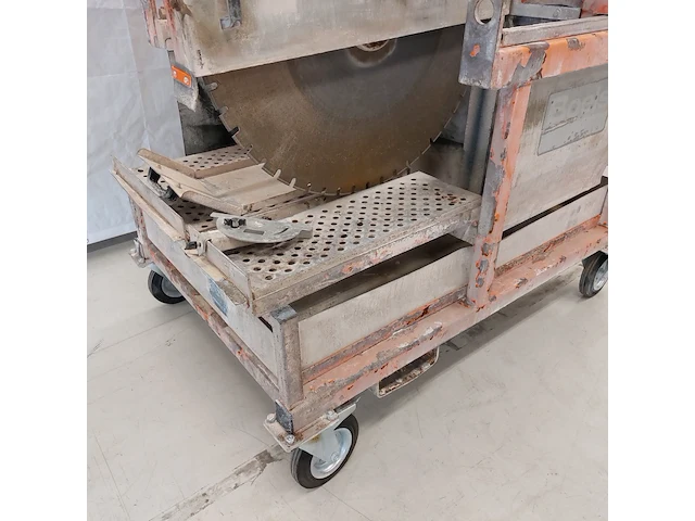 Tafelzaagmachine l=720mm/h=370 mm saint gobain, jumbo 900, bouwjaar 2016 - afbeelding 7 van  19