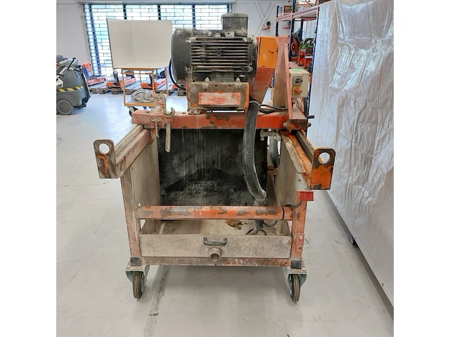 Tafelzaagmachine l=720mm/h=370 mm saint gobain, jumbo 900, bouwjaar 2016 - afbeelding 15 van  19