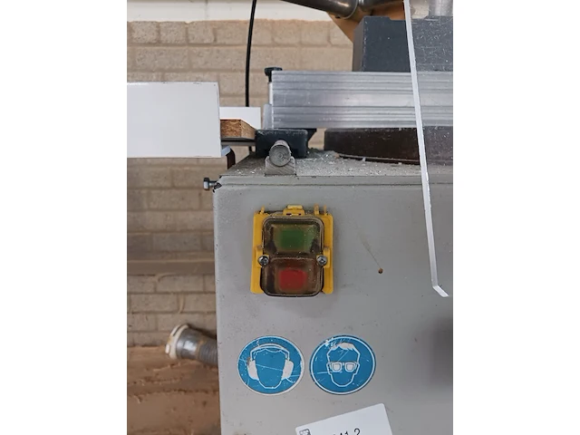 Tafelzaagmachine met aan en afvoerbaan elumatec, ts 161, bouwjaar 1996 - afbeelding 29 van  29