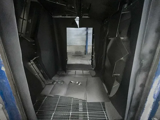 Taifun roterende gritstraalinstallatie - afbeelding 3 van  24