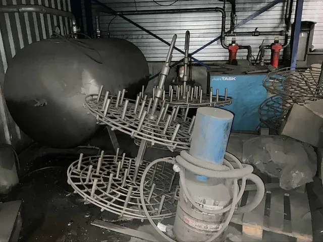 Taifun roterende gritstraalinstallatie - afbeelding 11 van  24