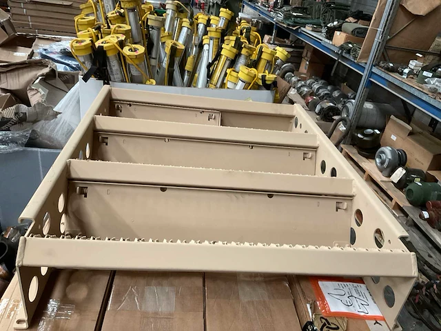Tailgat step (2x) - afbeelding 1 van  5