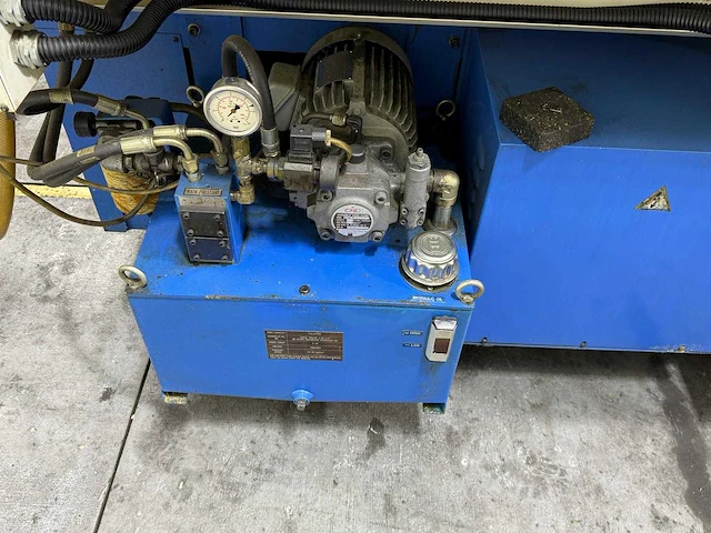 Takang - tnc-20n - cnc lathe - 1997 - afbeelding 7 van  26