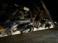 Takang - tnc-20n - cnc lathe - 1997 - afbeelding 24 van  26