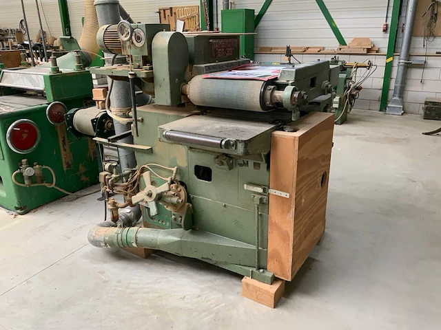 Takekawa sa-39 onderschuurmachine - afbeelding 1 van  10
