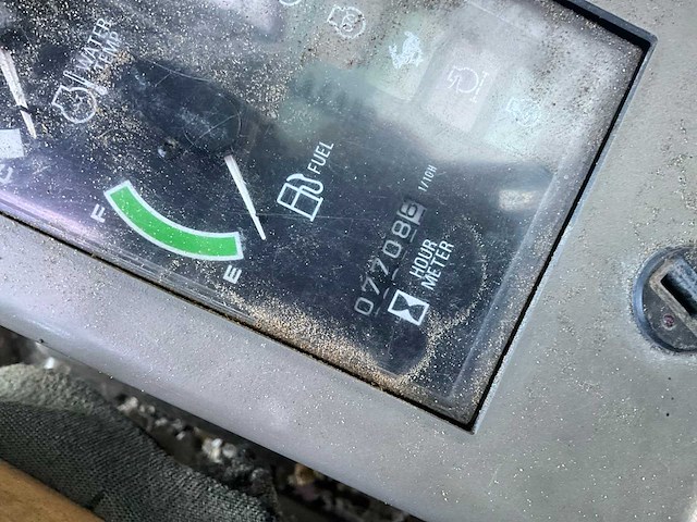 Takeuchi - tb 125 - minigraafmachine - afbeelding 10 van  33