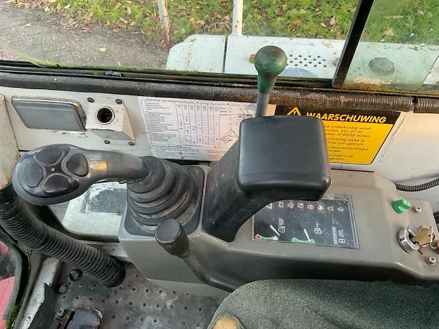 Takeuchi tb 125 minigraafmachine - afbeelding 28 van  34