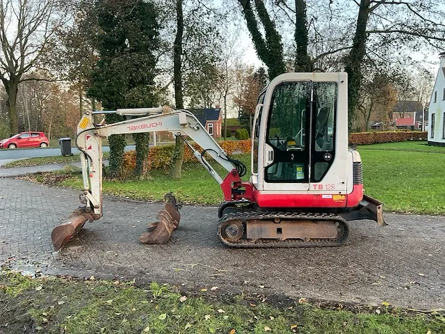 Takeuchi tb 125 minigraafmachine - afbeelding 2 van  34