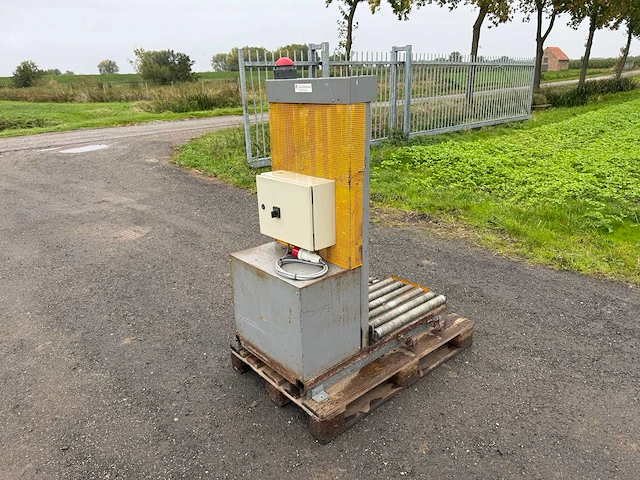 Taks kistenlift - afbeelding 4 van  10