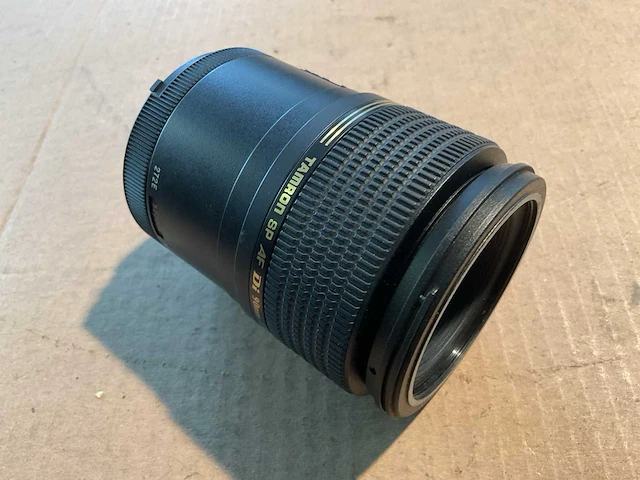 Tamron af-macro camera lens - afbeelding 2 van  2