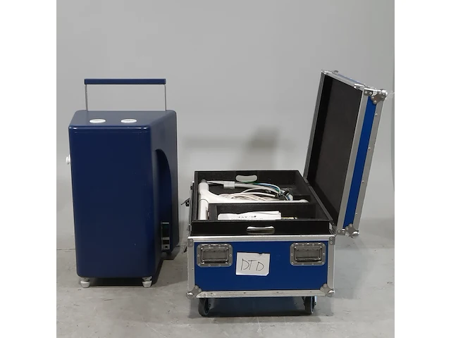 Tandarts behandel uitrusting in flightcase - afbeelding 1 van  22