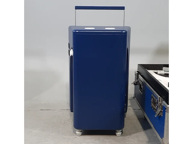 Tandarts behandel uitrusting in flightcase - afbeelding 12 van  22