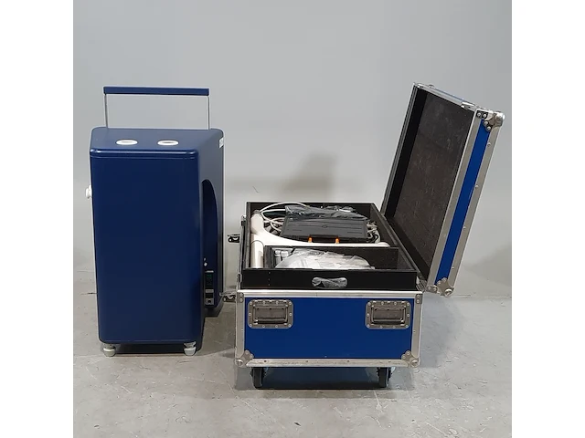 Tandarts behandel uitrusting in flightcase - afbeelding 1 van  18