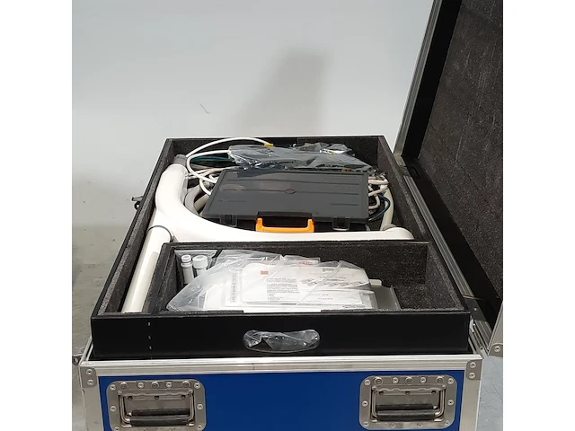Tandarts behandel uitrusting in flightcase - afbeelding 18 van  18