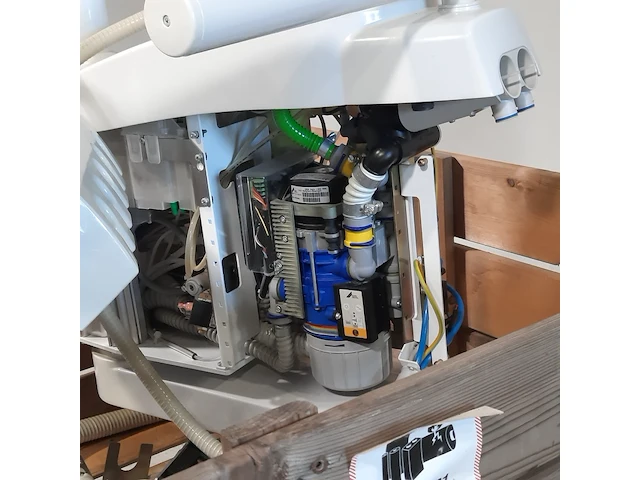 Tandarts behandel uitrusting in onderdelen, kavo - afbeelding 16 van  16
