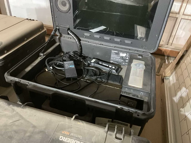 Tandberg ttc4-01 portable video communication - afbeelding 3 van  4