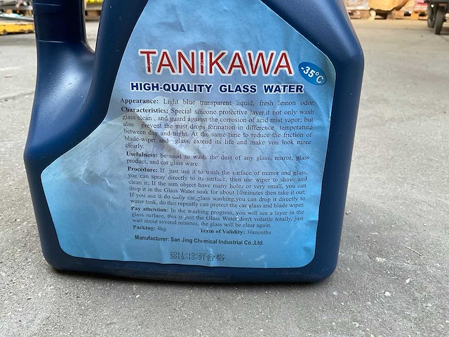 Tanikawa high-quality glass water ruitensproeier vloeistof 5l (24x) - afbeelding 3 van  4