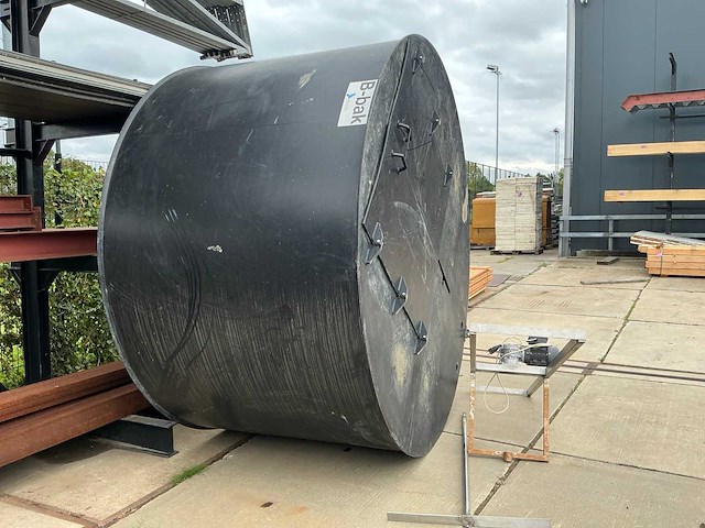 Tank met mixer installatie - afbeelding 10 van  14