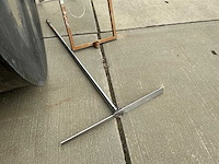 Tank met mixer installatie - afbeelding 11 van  14