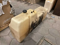 Tank - afbeelding 3 van  4
