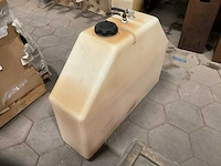 Tank - afbeelding 3 van  4
