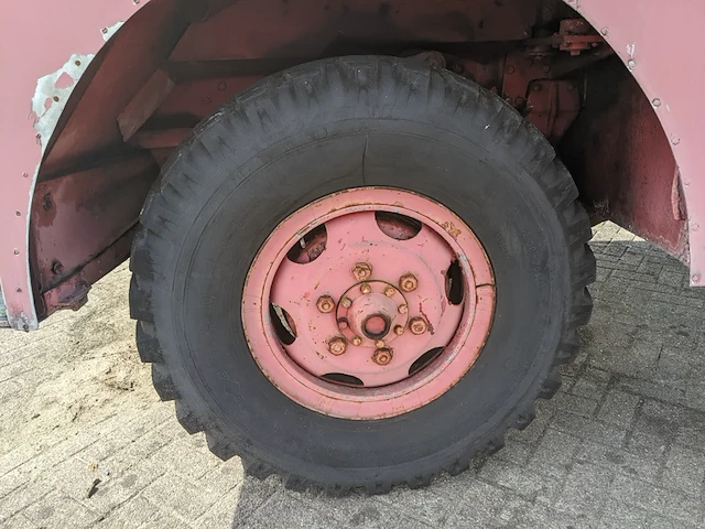 Tankautospuit wrak, marom herrington - afbeelding 59 van  76