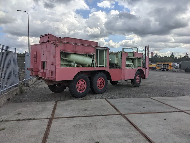 Tankautospuit wrak, marom herrington - afbeelding 56 van  76