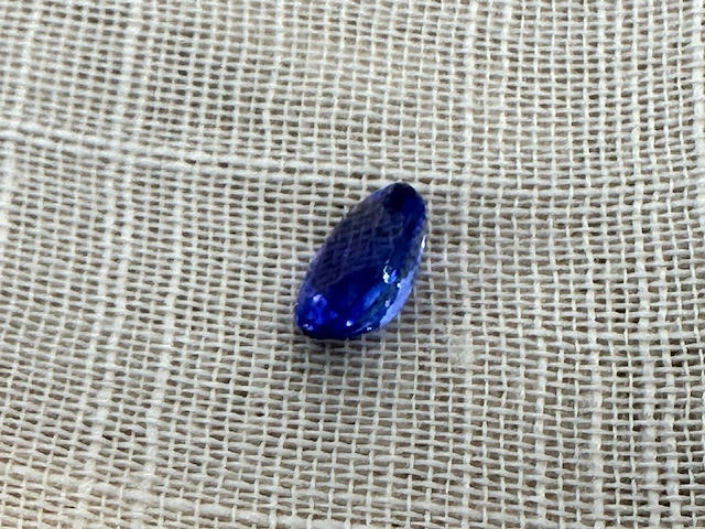 Tanzaniet - 1.52 carat zeer hoge kwaliteit natuurlijke tanzaniet - afbeelding 2 van  4