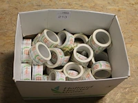 Tape met opdruk in doos. - afbeelding 1 van  2