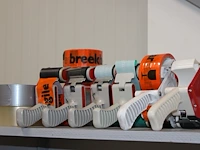 Tapedispensers en kantoormaterialen. - afbeelding 3 van  3