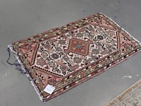 Tapijt met afmeting 120 x 75 cm. - afbeelding 1 van  2