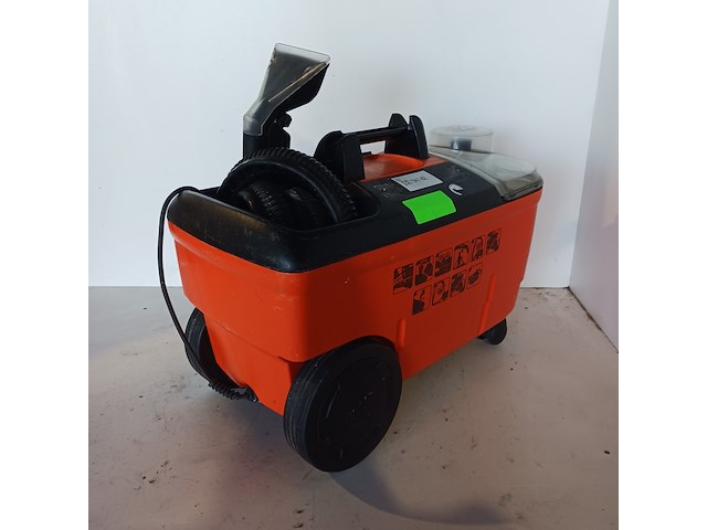 Tapijtreiniger - 230v kärcher, puzzi 100, bouwjaar 2014 - afbeelding 8 van  10