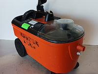 Tapijtreiniger - 230v kärcher, puzzi 100, bouwjaar 2014 - afbeelding 9 van  10