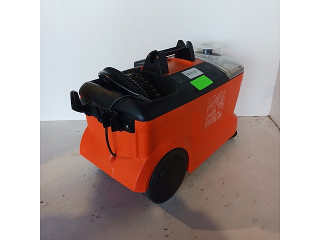 Tapijtreiniger - 230v, kärcher, puzzi 10/1, 2020 - afbeelding 9 van  12