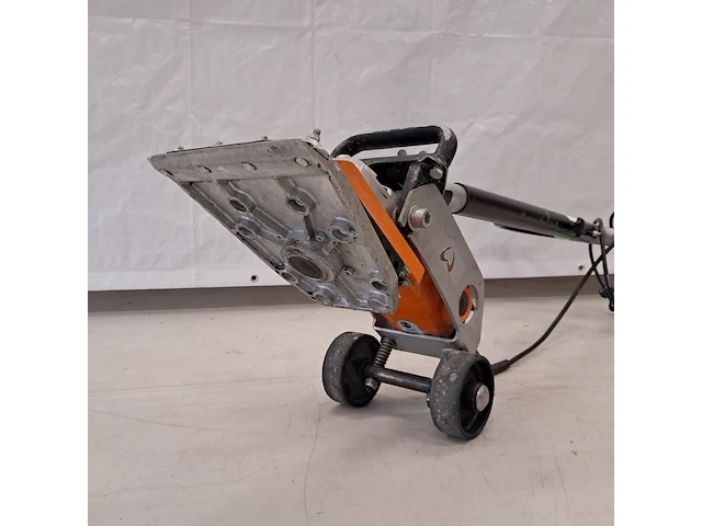 Tapijtstripper - 230v, uzin utz / wolff, duro-stripper, 2015 - afbeelding 4 van  5