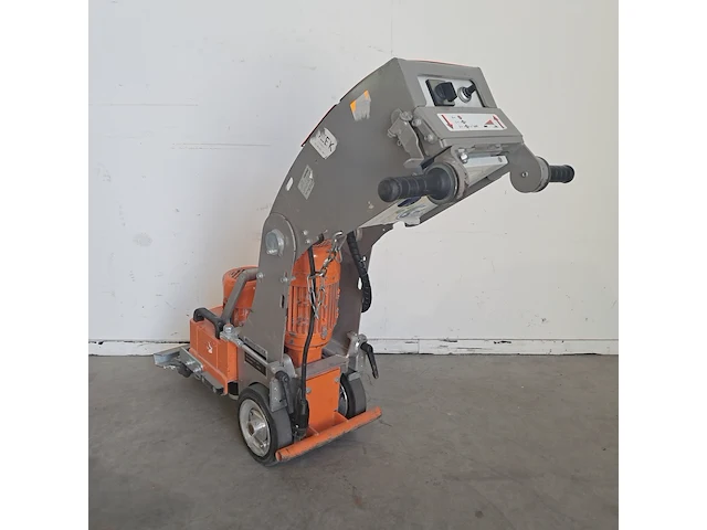 Tapijtstripper zwaar 230v, blastrac, 1-7d, 2019 - afbeelding 10 van  11